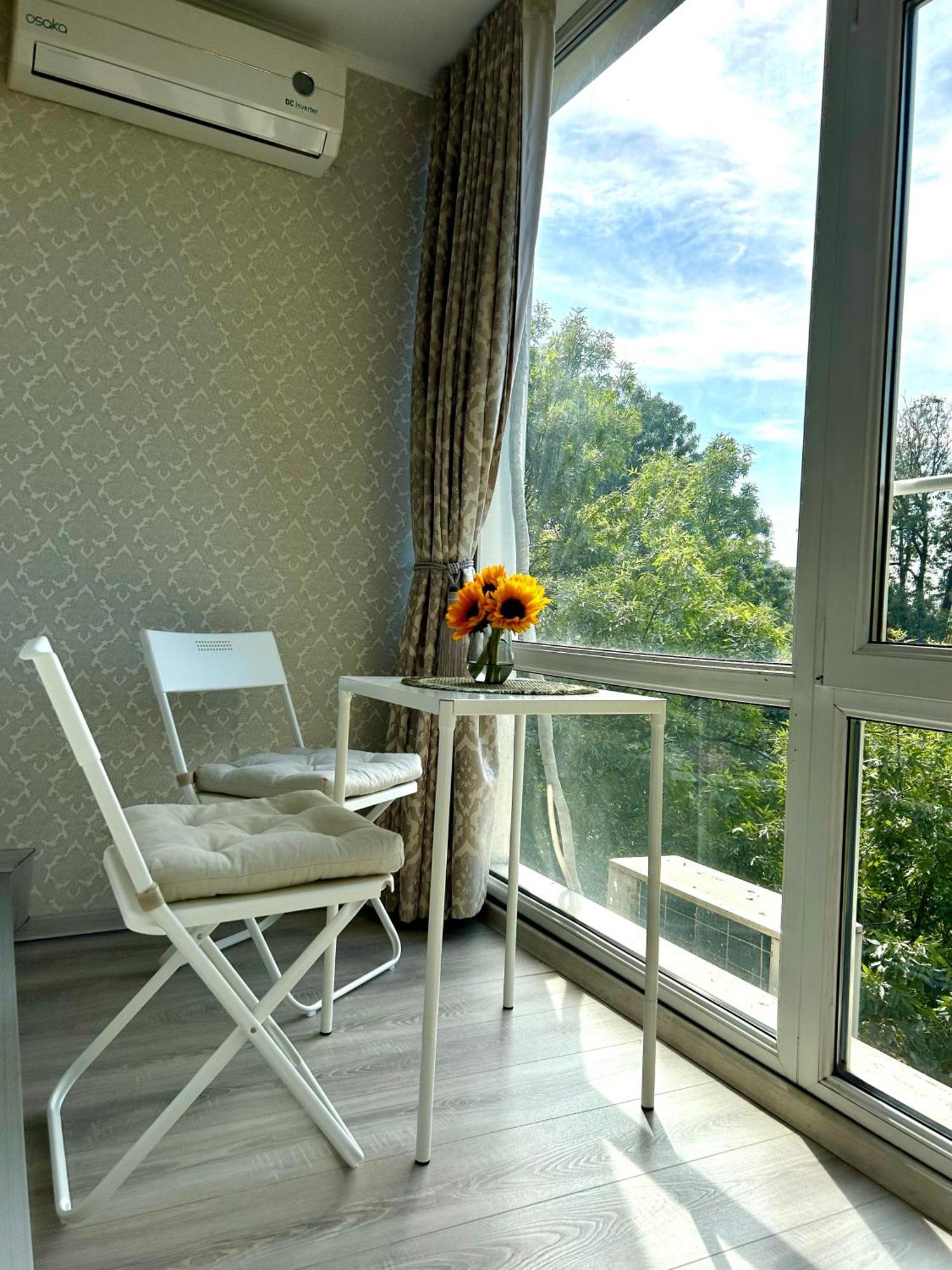 Downtown Studio - Ultra Central With Park View Bukurešť Exteriér fotografie